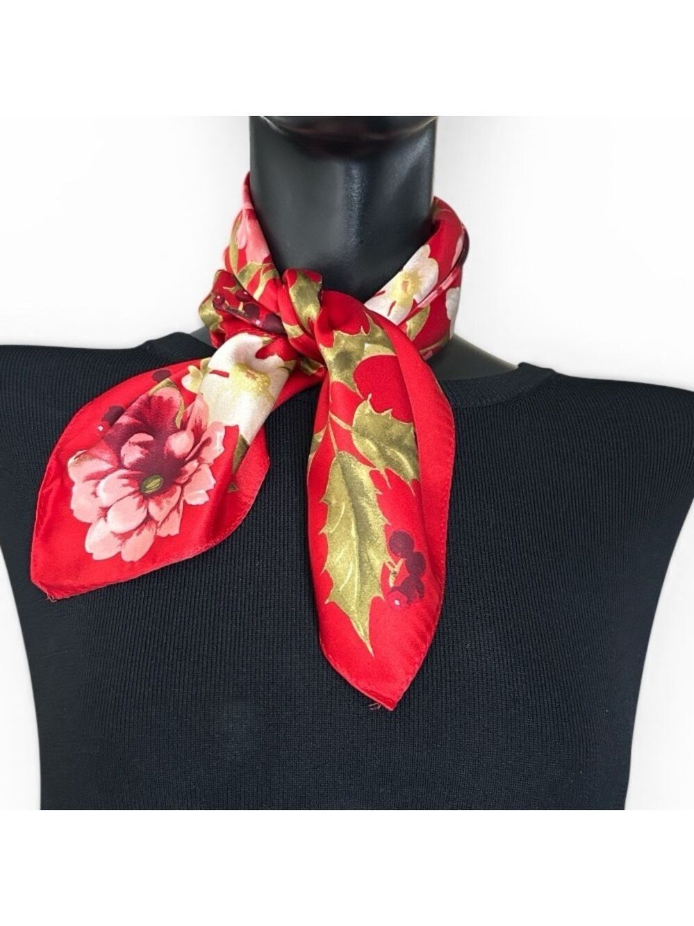 ECHO Vintage 100% Silk Red Floral Novelty Print Chic Fashion Twilley Scarf